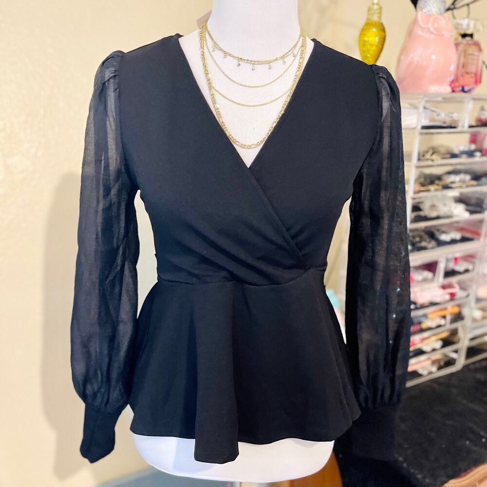 Women’s V Neck Top
